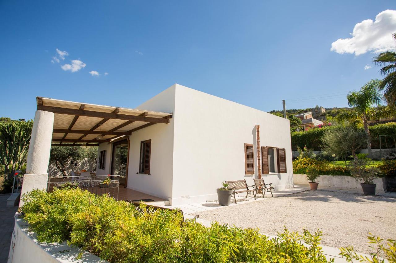 Villa Maria Una Finestra Sul Mare Valderice Kültér fotó